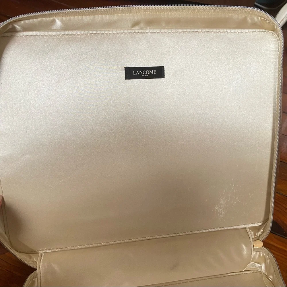 🧩 3/$20 Lancôme Large Square Cosmetic Bag Gold